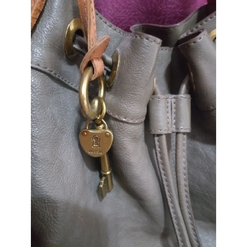 Preloved Tas Fossil Ori