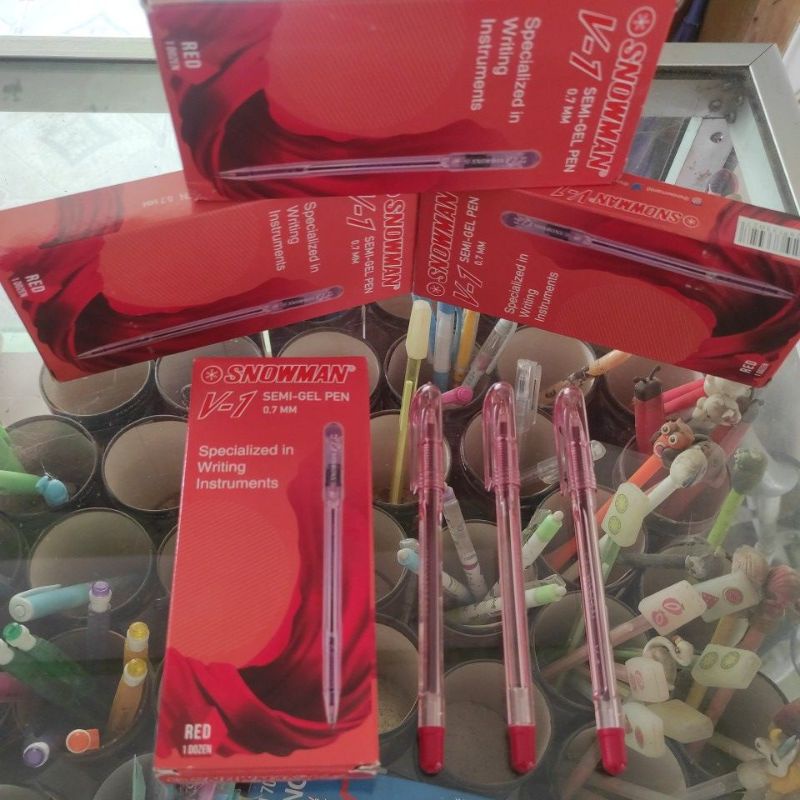 

Bolpen SNOWMAN V-1 warna merah isi 12pcs