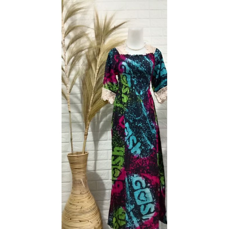 DRES ARAB SMOK MOTIF