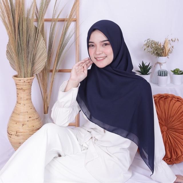 [𝐂𝐫𝐨𝐜𝐮𝐬] Jilbab Bella Square / Hijab/ segiempat/ kerudung-Bela - NAVYBLUE