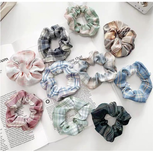 Scrunchie - Kunciran / Ikat Rambut Cepol Hijab[RANDOM MOTIF] / Ikat Rambut / Random Scrunchie Ponytail Elastis Warna-Warni Gaya Korea Wanita model kotak dan polos