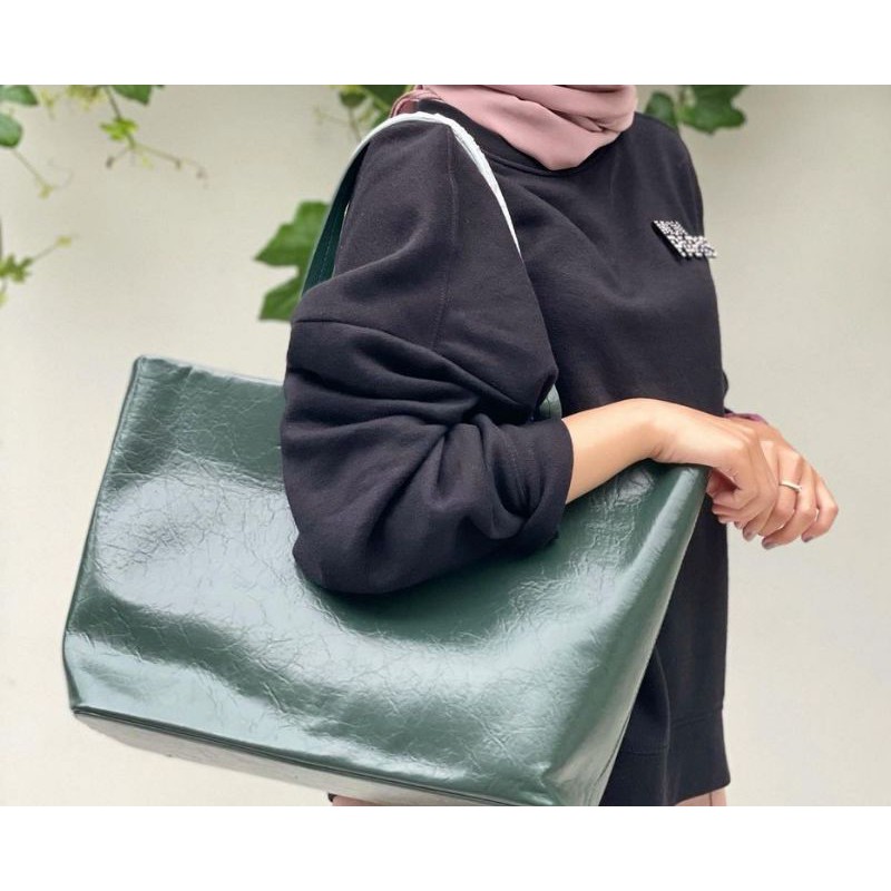 CK260 WRINKLE TOTE BAG + POUCH
