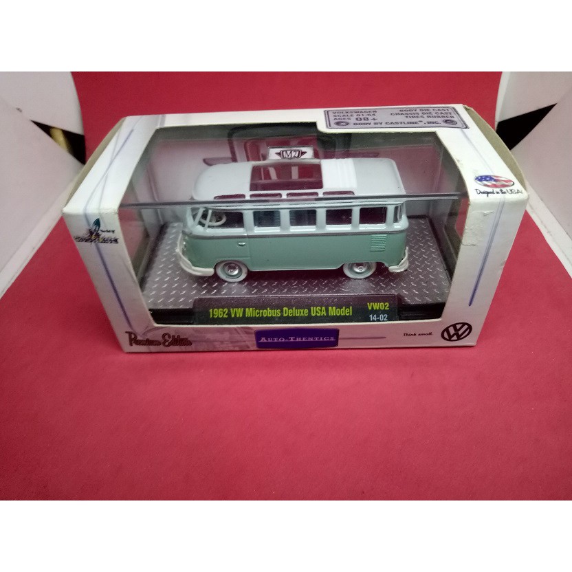 M2 Machines Diecast 1962 VW Microbus Deluxe USA Model VW02