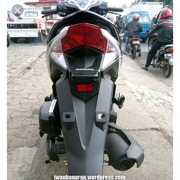 lampu stop vario techno 125 FI KZR non original