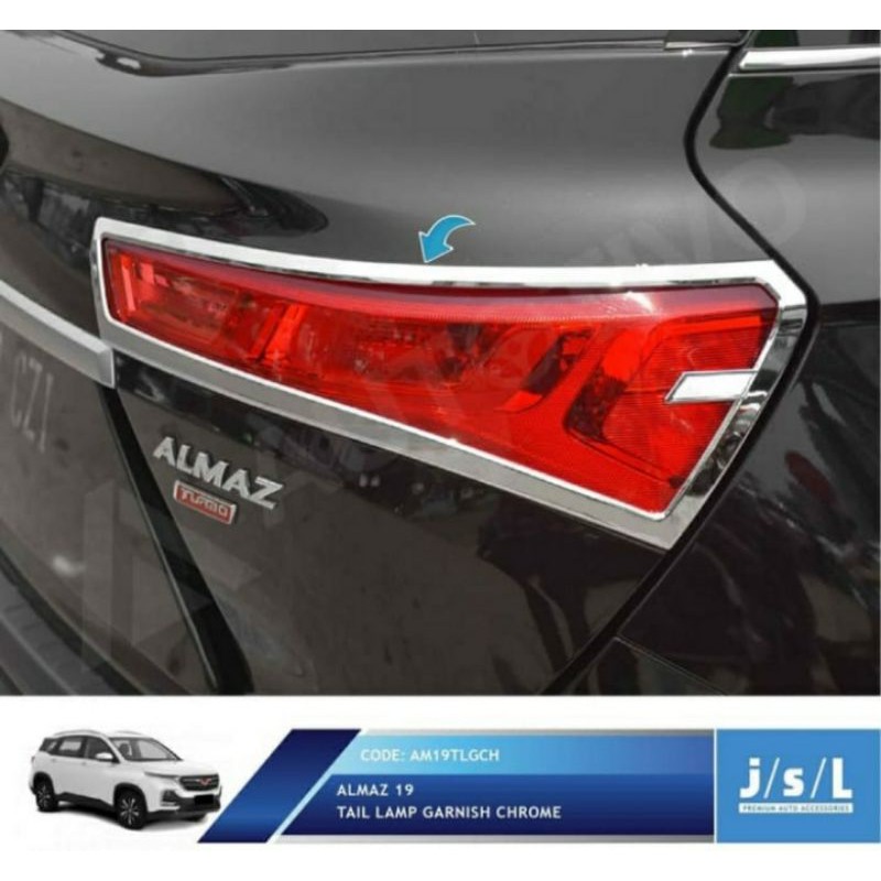 Garnis Lampu Belakang Chrome Wuling Almaz