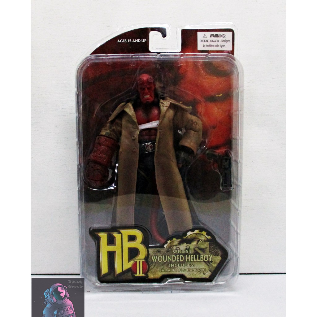 Pajangan / Figure Mezco Hellboy Series2 Golden Army Samaritan Handgun