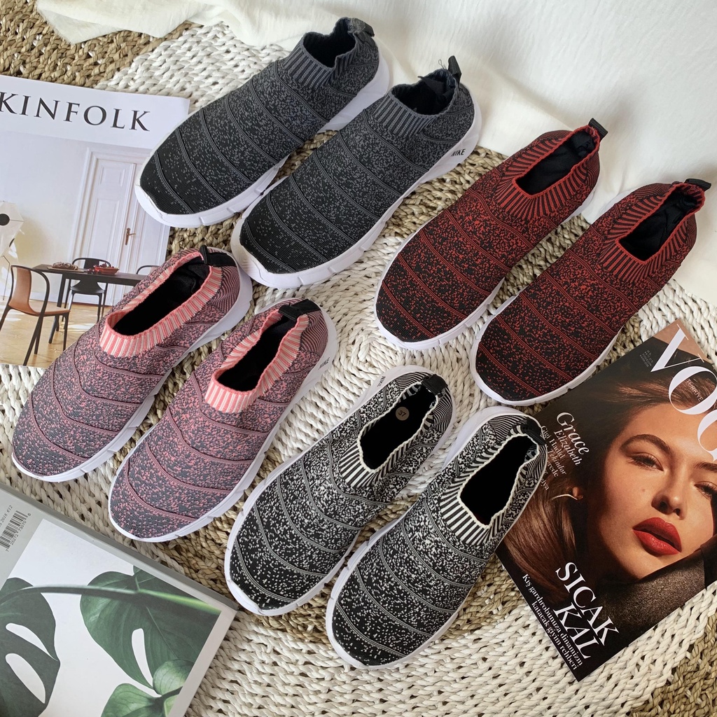 sepatu RAJUT KAOS KAKI 1 senam jogging sport olahraga cewek wanita terlaris termurah Women Shoes Sepatu Wanita Kerja Sepatu Wanita Sneaker Running Fashion Shoes Bahan Rajut   Sepatu Sneakers Pria Wanita Sepatu Olahraga Running Jogging - Fashion Kerja No I