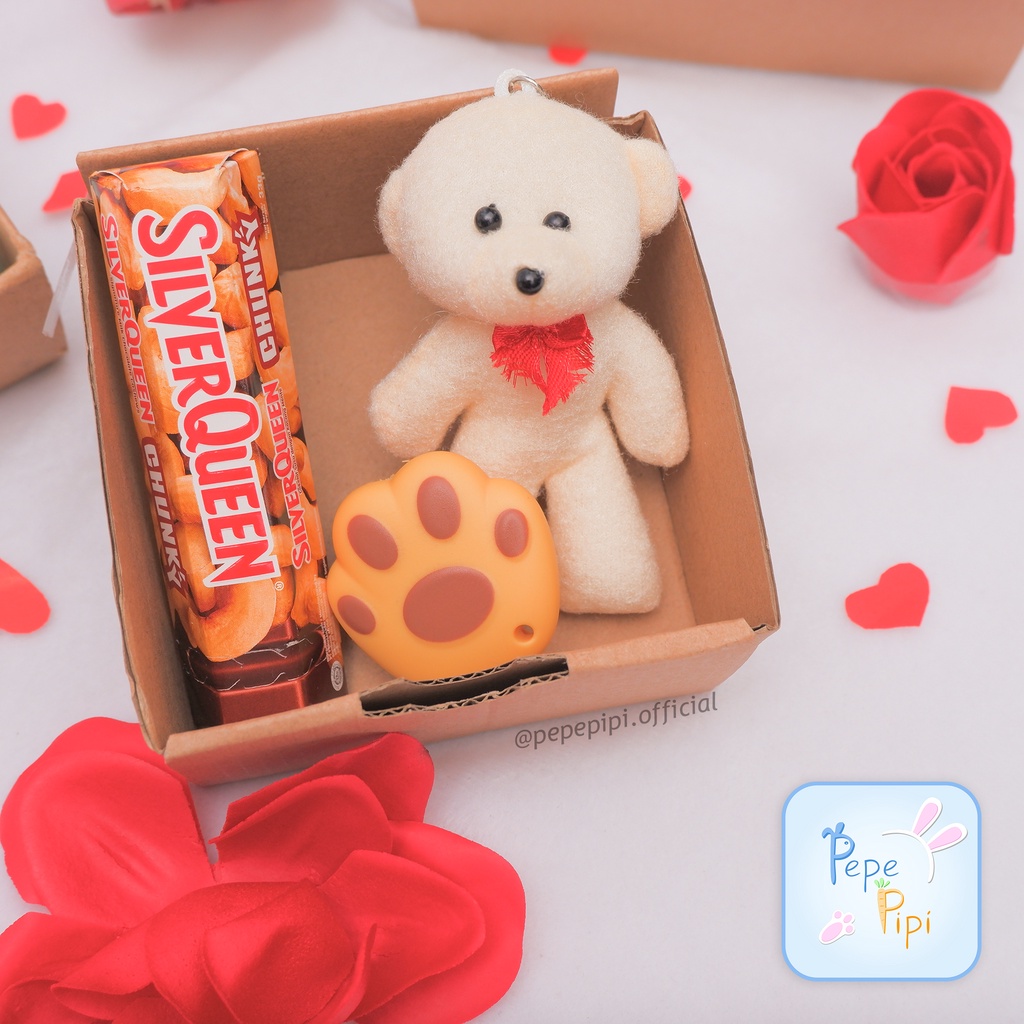 Parcel Hampers Valentine Tulis keranjang / Box Cantik Bingkisan Kado Gift Kado Valentin Set coklat silverqueen kasih sayang love boneka bear beruang