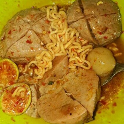 

PAKET 10 PACK Baso jumbo porsi komplit (AMIS LADA HASEUM)