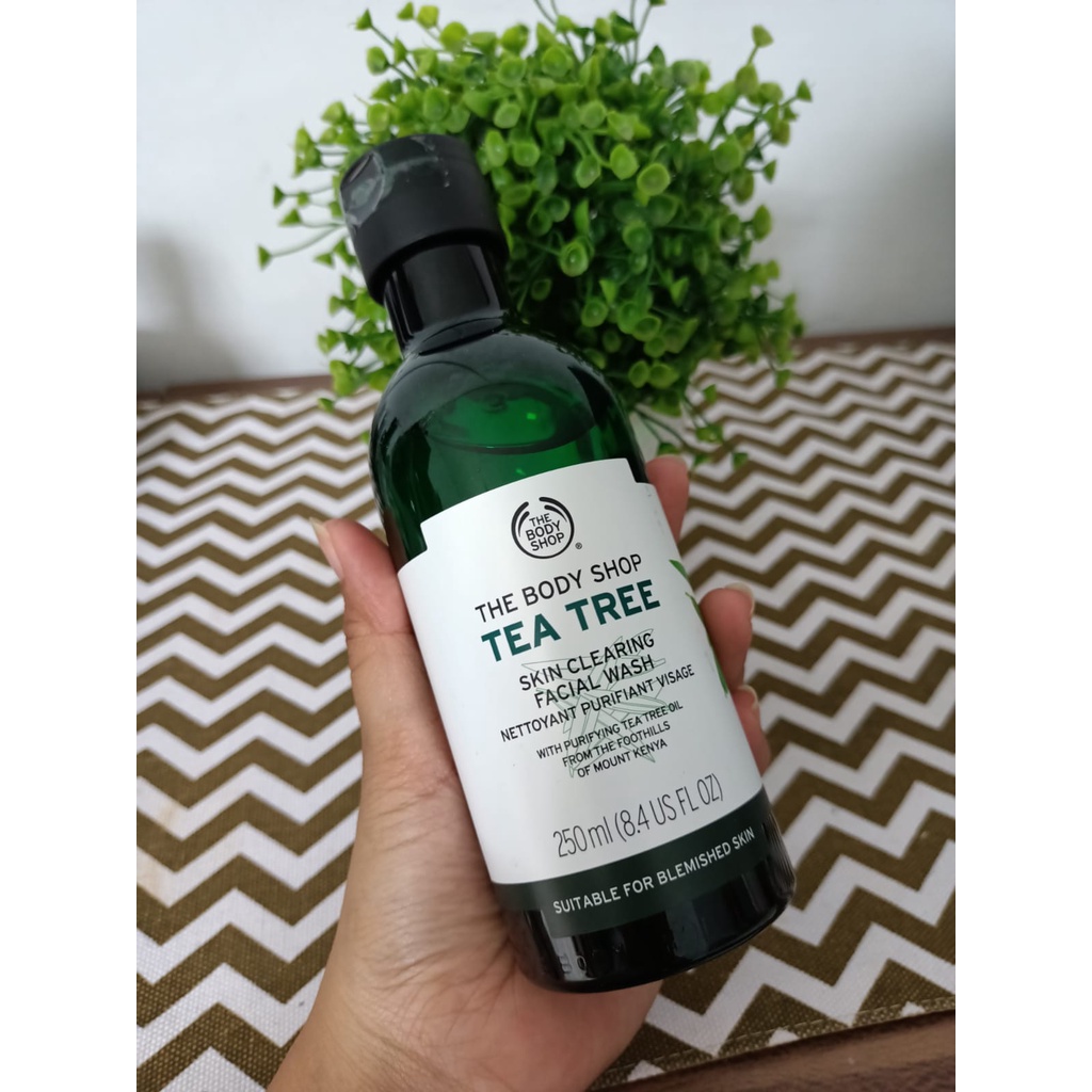 Jual The Body Shop Tea Tree Facial Wash 250ml Shopee Indonesia