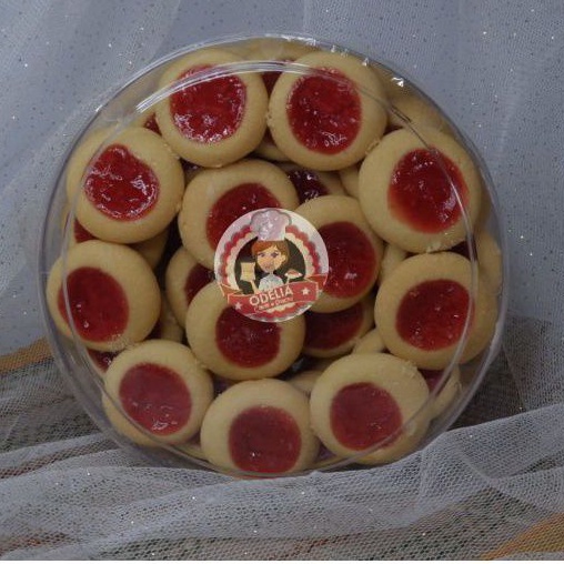 

Kue kering (tarlets stoberi)