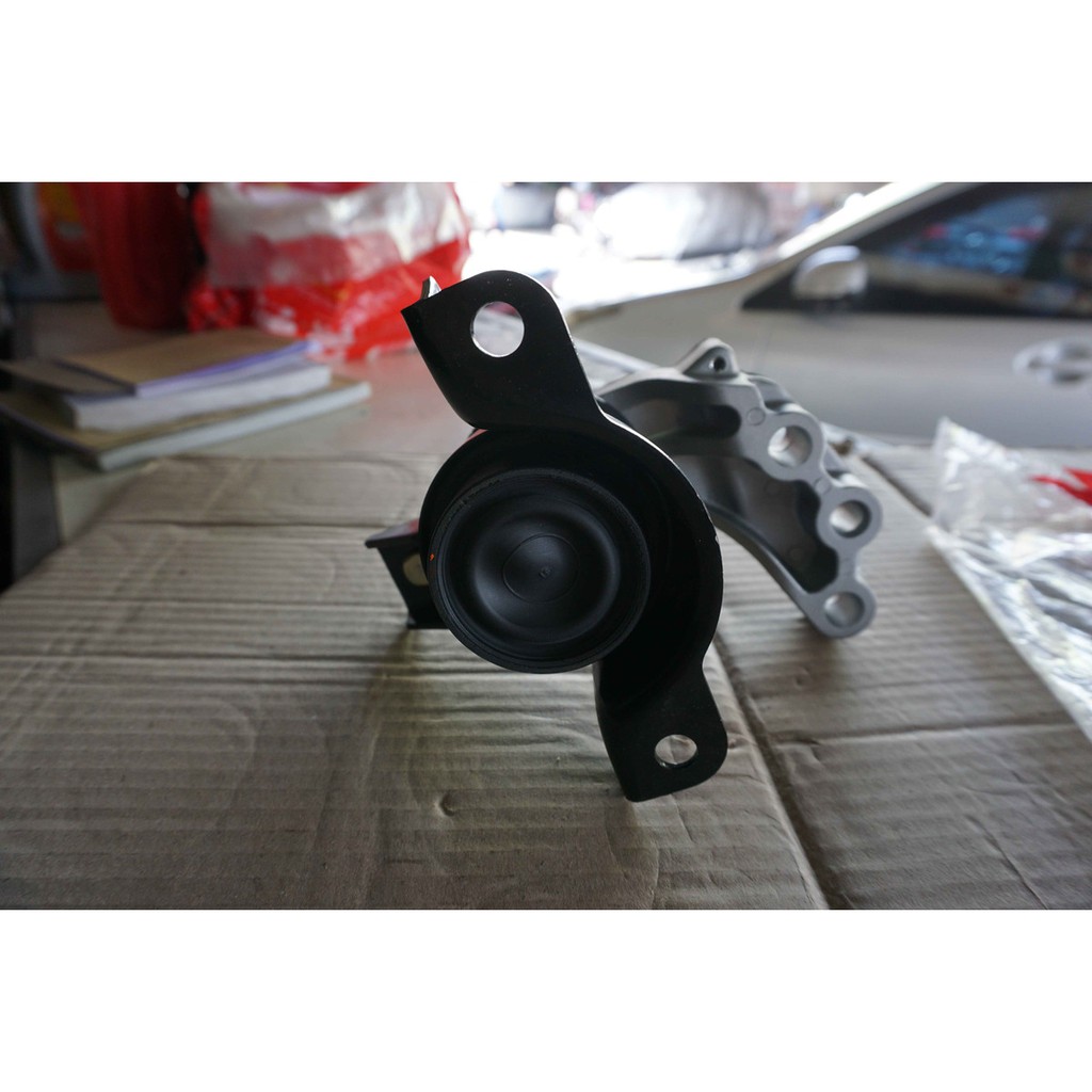 Engine Mounting Kanan Suzuki Ertiga All New Swift Manual ASLI SGP!