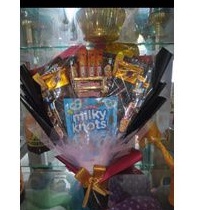 

Snack buket wisuda/snack buket murah