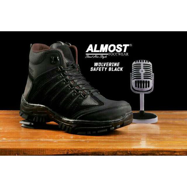 Sepatu boots safety pria crocodile wolverine shoes leather original nongkrong anak motor anak gunung
