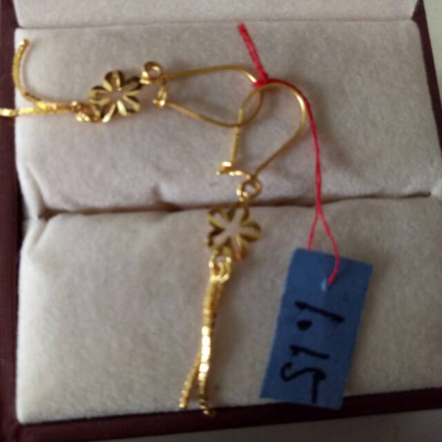 Sepasang anting emas asli kadar 875