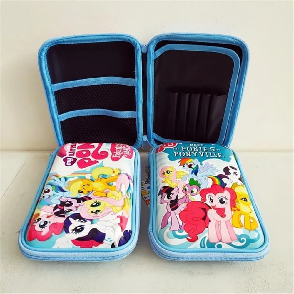 

HPO Kotak Pensil Model Smiggle Desain Rainbow Dash