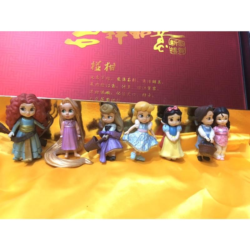 Mainan figure miniatur princess topper kue princes isi 7