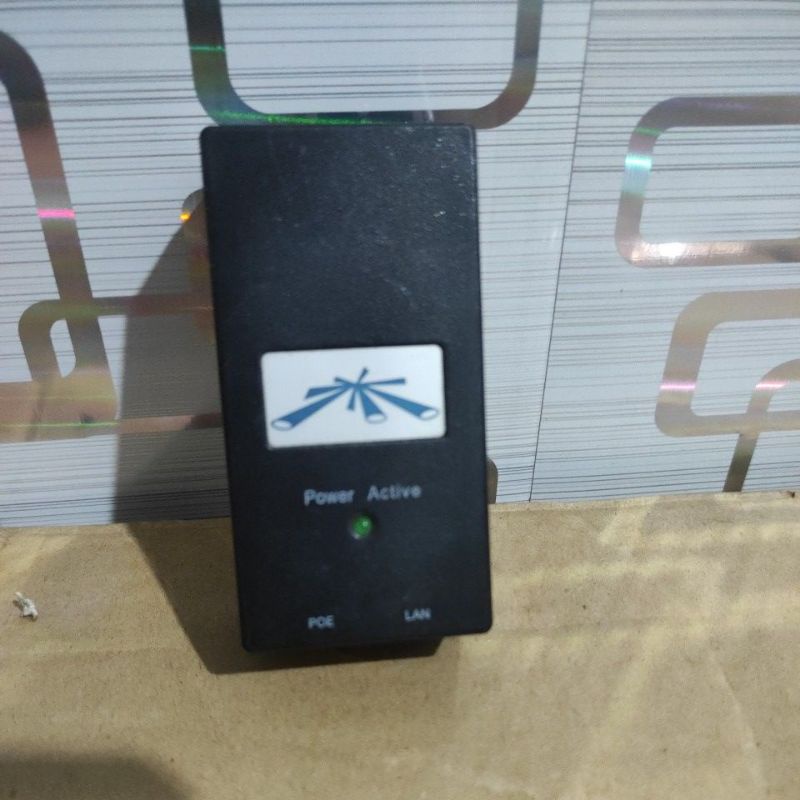 adaptor poe ori ubiquiti 15v 0,8a gigabit