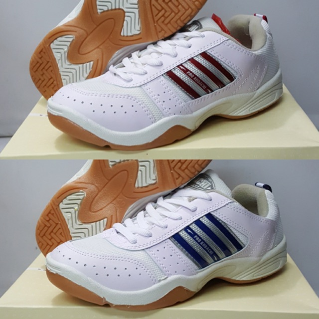 ORIGINAL KODACHI INTERNATIONAL Sepatu  Badminton  Tinggi 