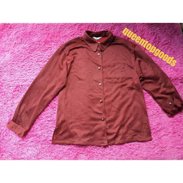 kemeja merah maroon