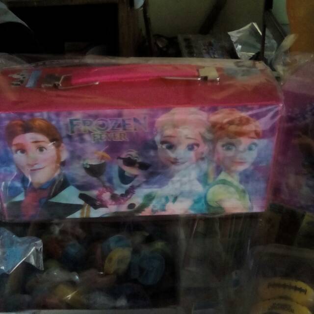 

Tempat pensil