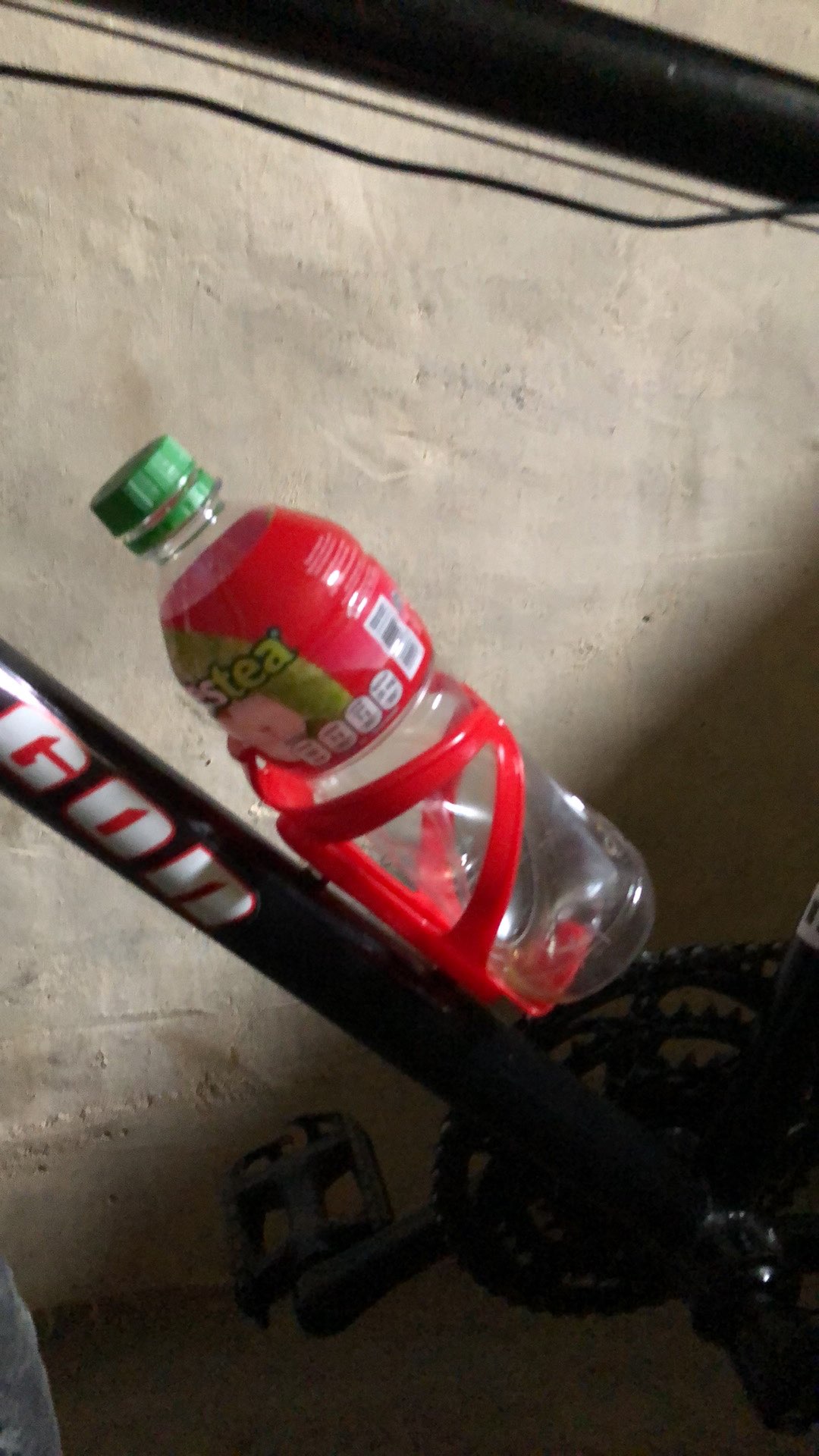 [bayar Di Tempat]tempat Botol Air Minum Untuk Sepeda Bahan Plastik / Bicycle Bottle Holder