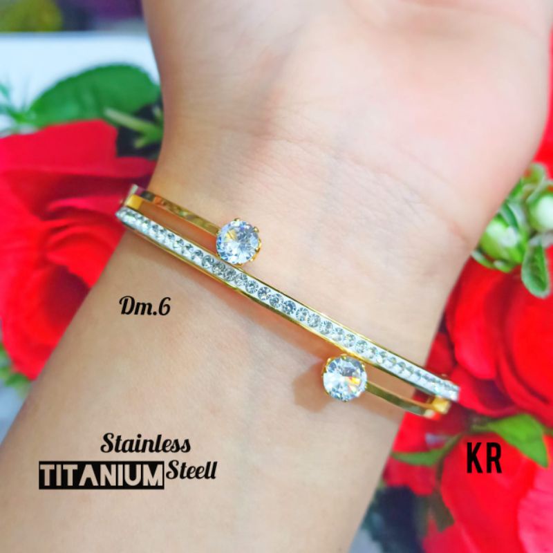 gelang wanita TITANIUM Bangkok elegan model permata zircon TIDAK LUNTUR/TIDAK KARAT/berkualitas(COD)