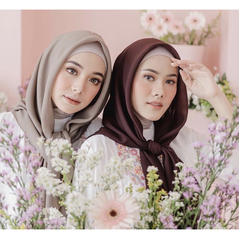 Jilbab Segiempat BELLA SQUARE hijab pollycotton kerudung segiempat hijab murah-coklat tua