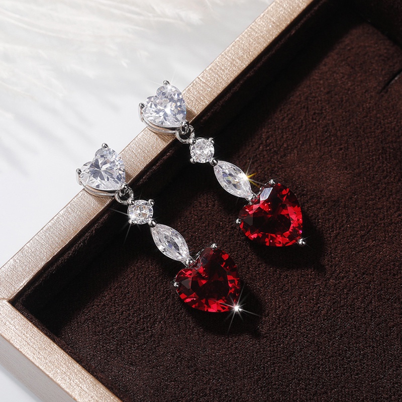 Anting Juntai Bentuk Hati Bahan Cubic Zirconia Warna Hijau Zaitun Untuk Wanita