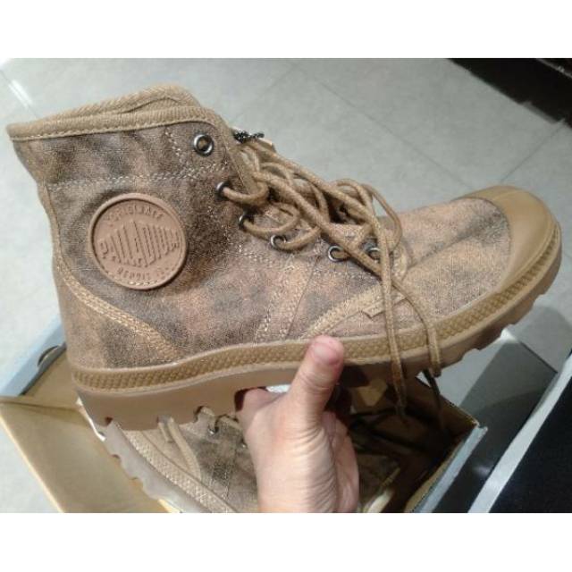 Palladium Pallabrouse Wax Espresso - RESTOCK 1 pcs aja