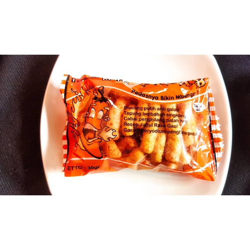 

Kripik Keripik Pedas Murah Cidas Versi Bentuk Stick Orange