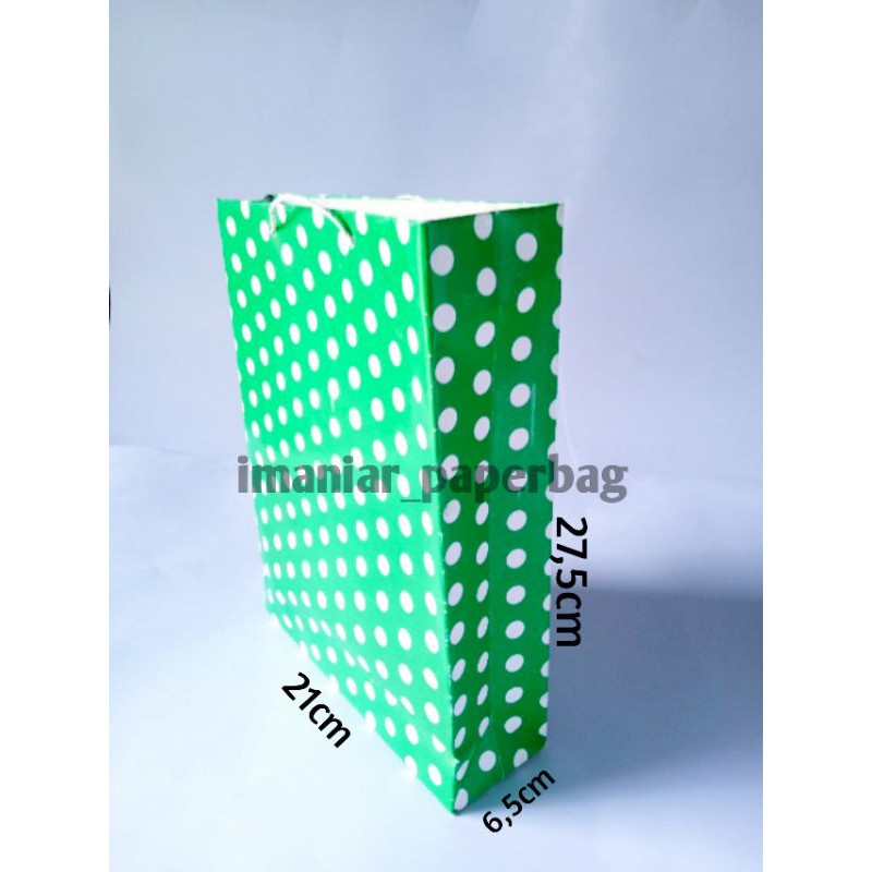 

PAPER BAG K11| TAS KERTAS POLKADOT | TAS KERTAS 21 x 6,5 x 27,5 cm