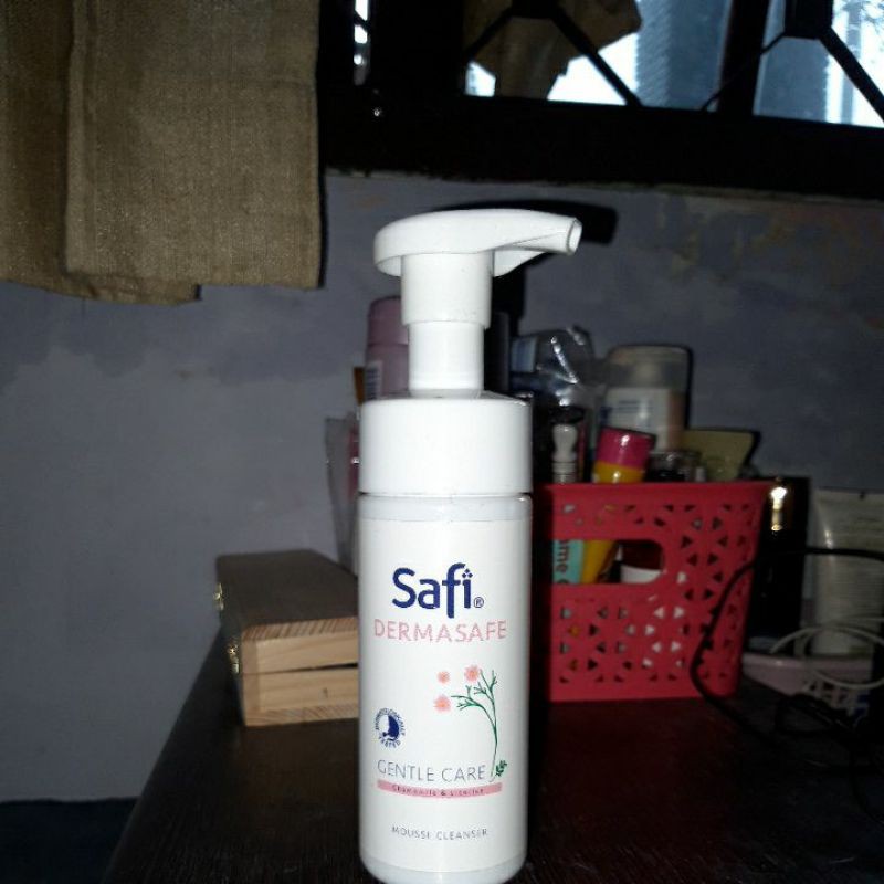 Preloved Safi Dermasafe Gentle Care Mousse Cleanser Facial Wash (98%)