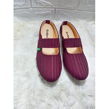 Sepatu Selop Wanita Bahan Rajut Warna Maroon