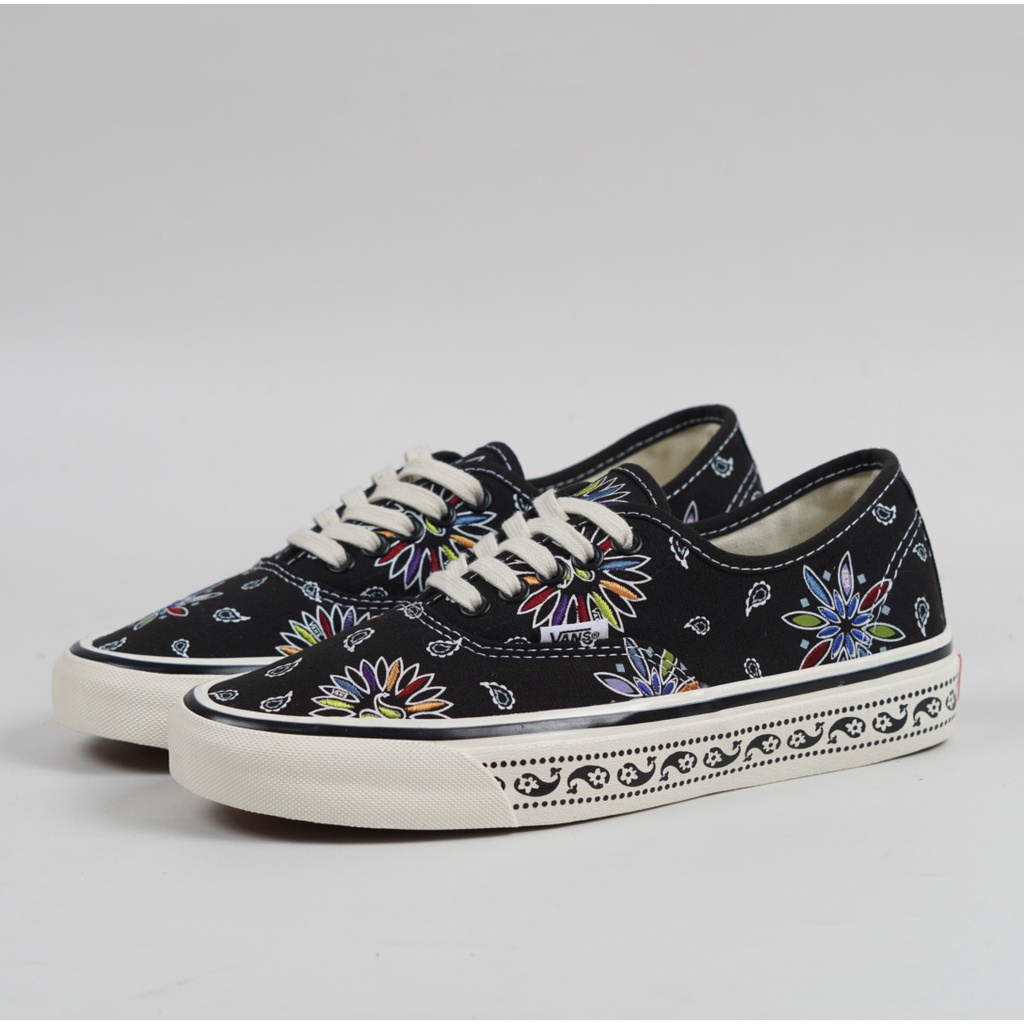 Vans DX Anaheim Factory Paisley Black