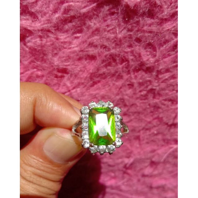 batu hijau topaz asli