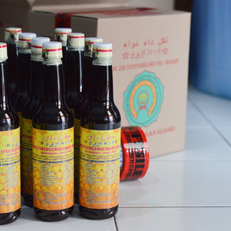 

JAMU JAM'IYYATUSHOLAWAT WAL-MANAQIB