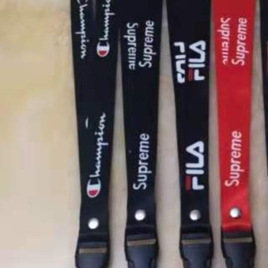 

Spesial Lanyard 3 Ring Kecil,Medium,Besar Supreme Bergaransi