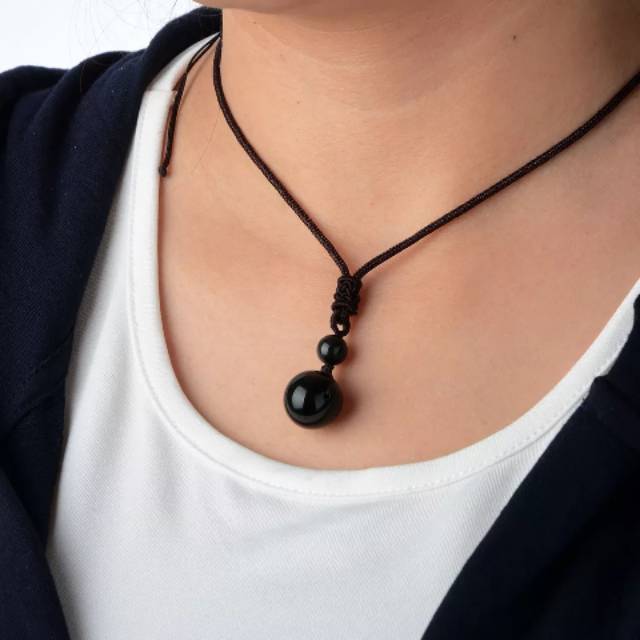 Kalung Pria Tali Hitam Liontin Batu Mata Dewa Black