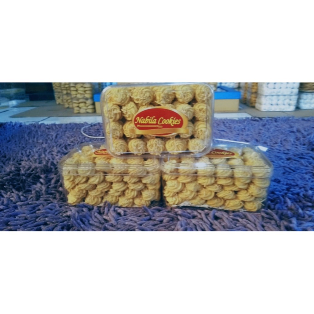 

KUE LEBARAN PREMIUM BANDUNG - SAGU KEJU BY NABILA COOKIES