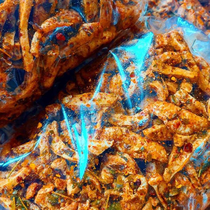 

⇽ Basreng Pedas daun jeruk super kriuk isi 1 kg ㄶ
