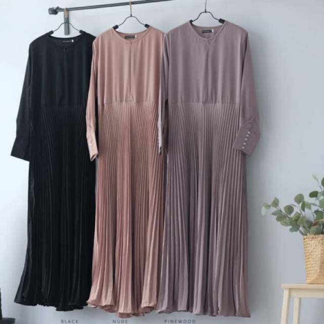 Pleated Dress by Bellaluna