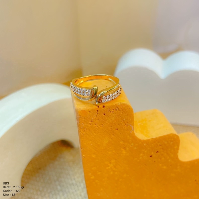 Perhiasan Cincin Emas Fashion Listring Permata UBS 16k / 700
