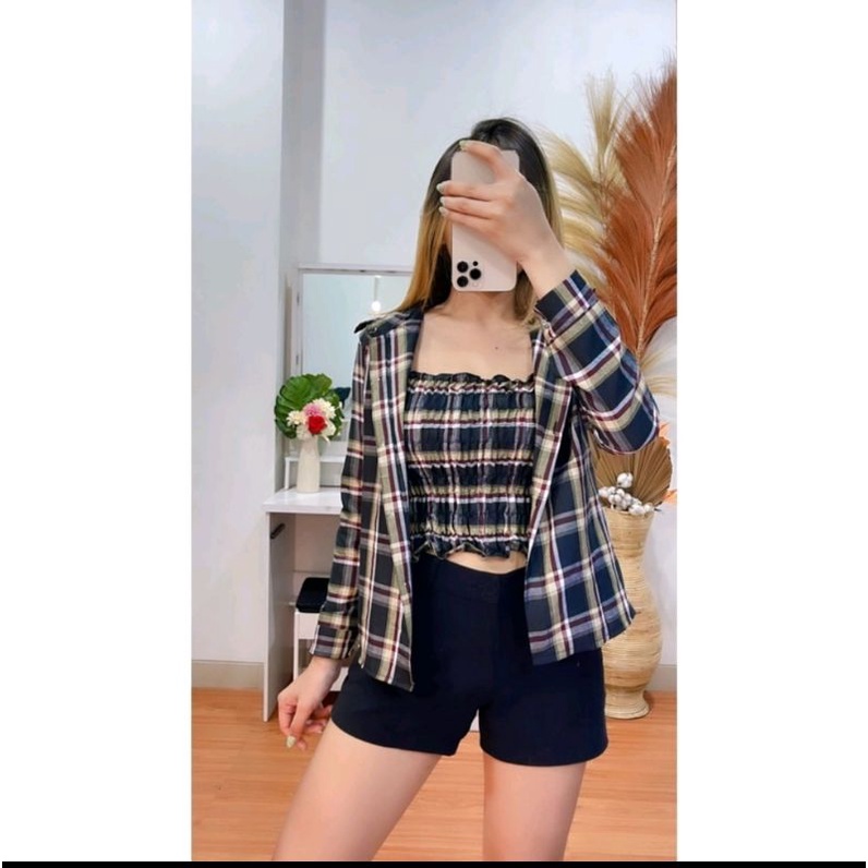 KEMEJA OVERSIZE WANITA  KEMEJA OSLIN CASUAL BLOUSE KOTAK KOTAK FLANEL WANITA BAHAN KATUN PREMIUM LENGAN PANJANG FULL KANCING KEKINIAN TERBARU KOREA KOREAN STYLE WANITA CEWEK TARTAN TWO TONE CROP TOP THRIFT  KEMEJA GUILEN LENGAN BALON SIZE L LD 90 Cm-Mape guilen hitam