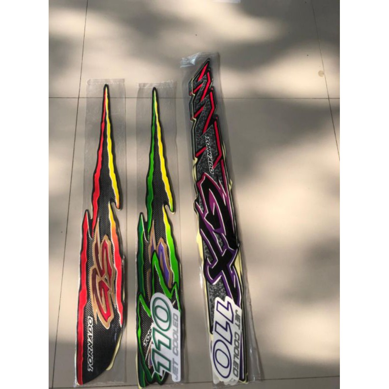 STRIPING STICKER LES TORNADO SS 110