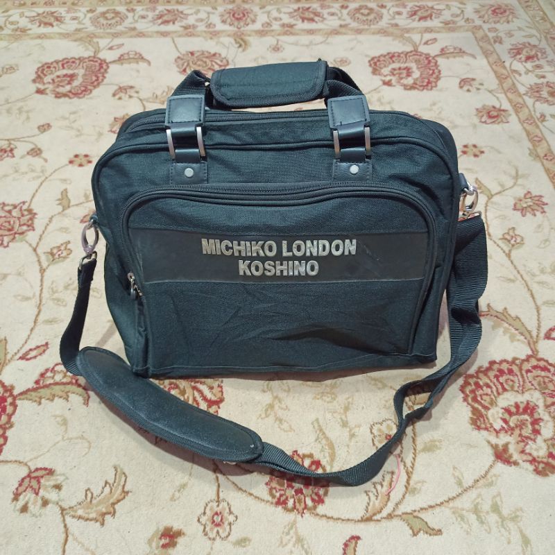 Tas selempang Michiko London