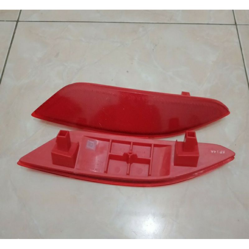 LAMPU REFLEKTOR BUMPER BELAKANG HONDA HRV 2015:2019