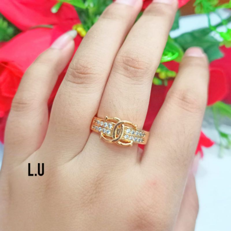 cincin wanita Titanium motif pilihan anti karat lapis emas 22k