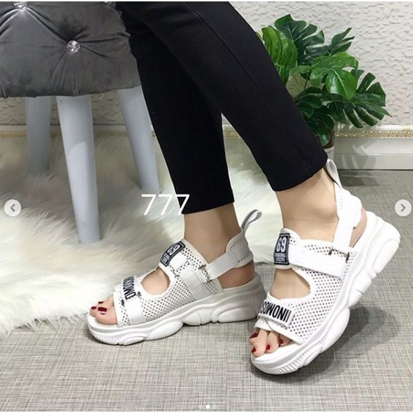 Wedges 777