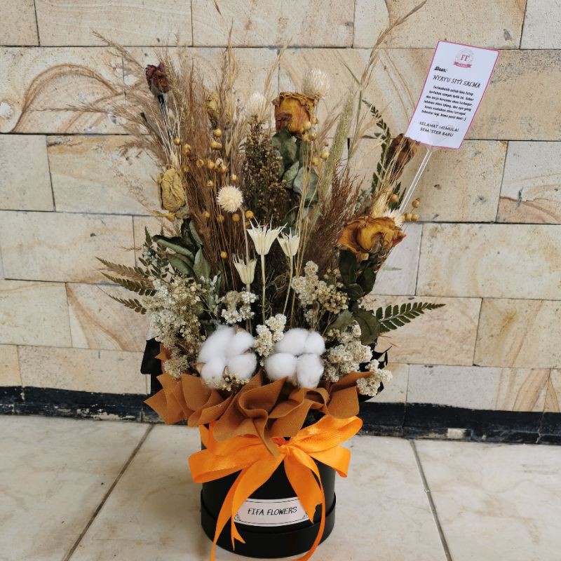 Bloom box dried flower